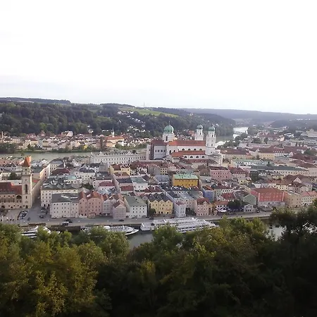Guest house Gasthof-pension Zur Linde