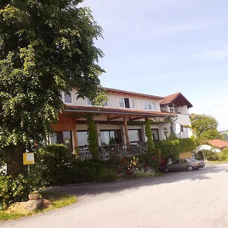 Gasthof-pension Zur Linde *