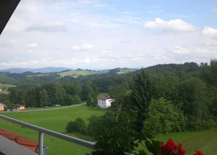 Gasthof-pension Zur Linde *